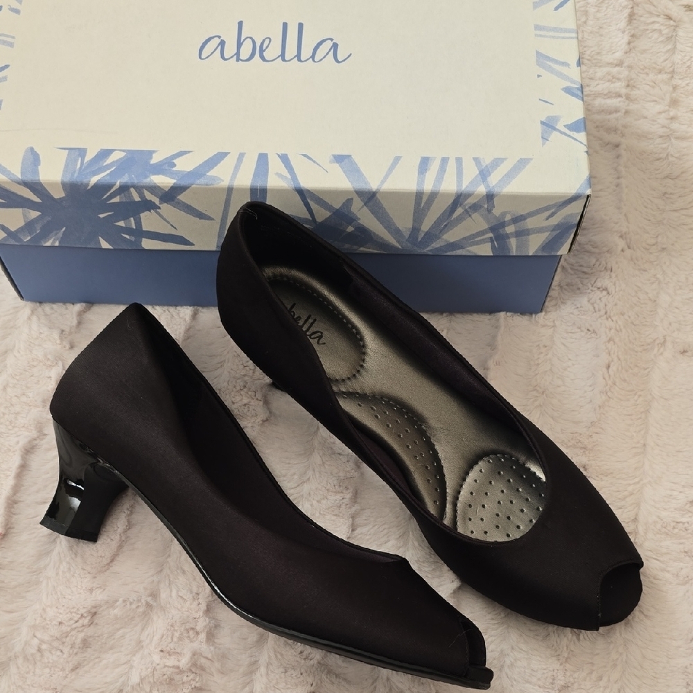Abella Elegant Black Peep-Toe Heels
